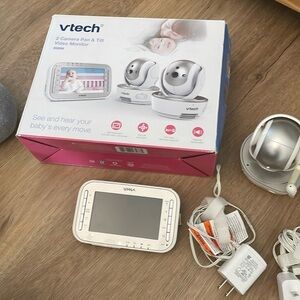 Vtech 2 Camera Pan & Tilt Video Monitor